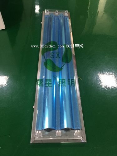 ���P�ֱ߅LED������