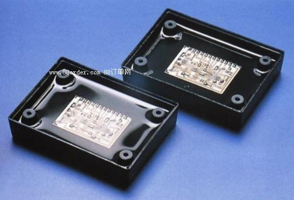 �h(hu��n)����֬����z