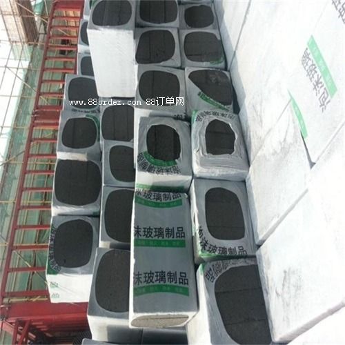 ʯ���f����ĭ����