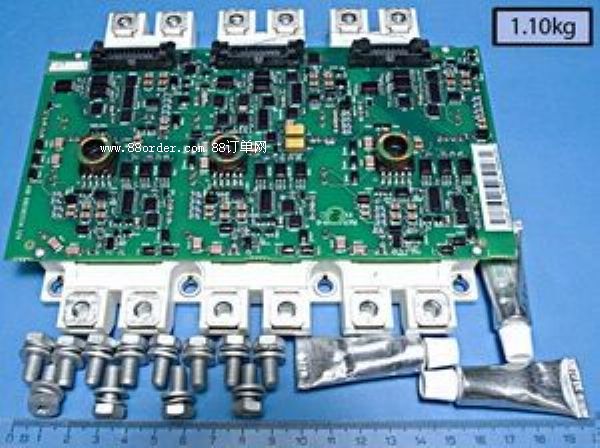 ABB׃�l��FS300R17KE3