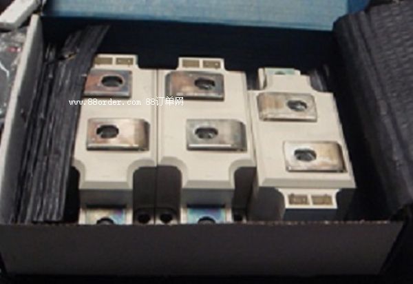 ABB׃�l�����SKKH330-18E