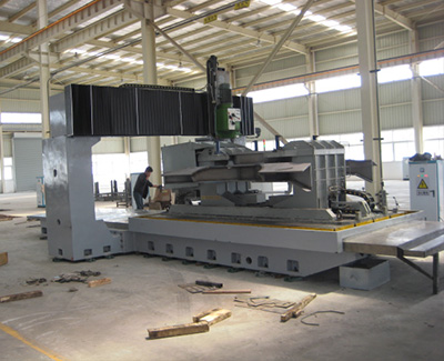 泊頭市大翔數(shù)控機床有限公司為卡特彼勒中國徐州底盤制造有限公司定制數(shù)控龍門銑: