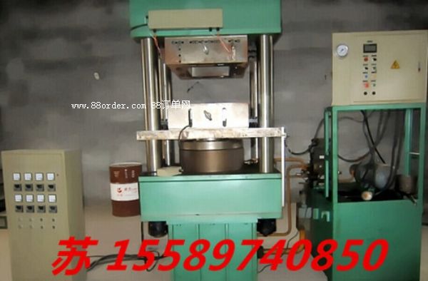 �ڴ��ƏVҺ���򻯙C(j��)��ȫ�Ԅ�(d��ng)Һ���򻯙C(j��)