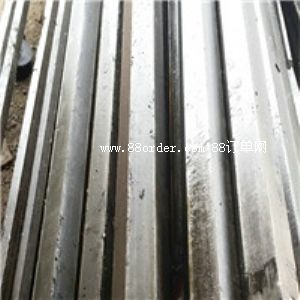 �|ݸ�߸��F(xi��n)؛����(y��ng)A3��������������F �S��ֱ�NA3�������ǰ�