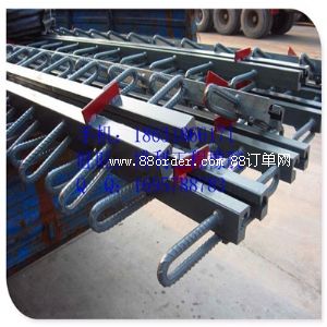 SG��ģ��(sh��)ʽ������s�b�ò����S��λ�ںӱ���ˮ