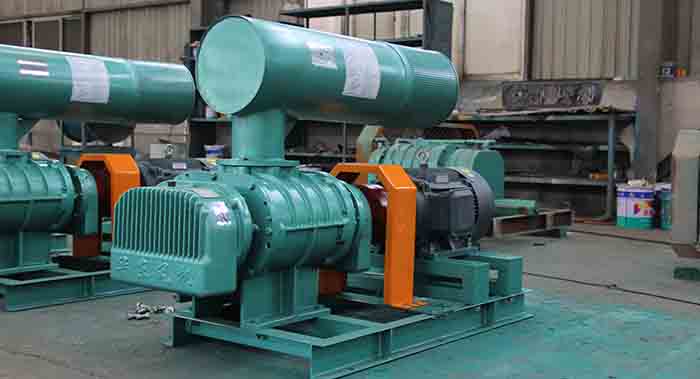 ���~�_���L�C