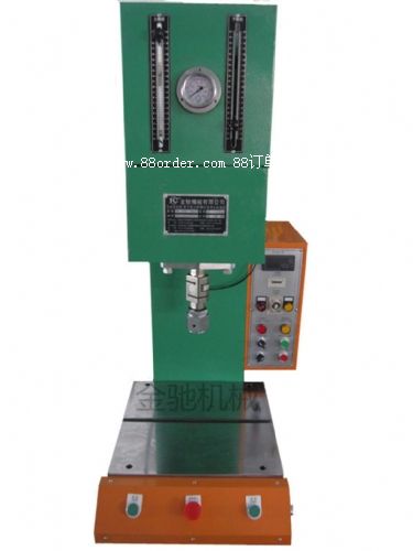 ΢��Һ���C(j��)С���͉��C(j��)