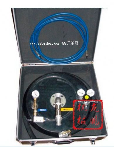 ������P��©��