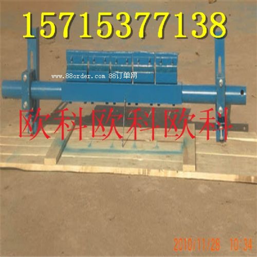 �̓r�N��N�������