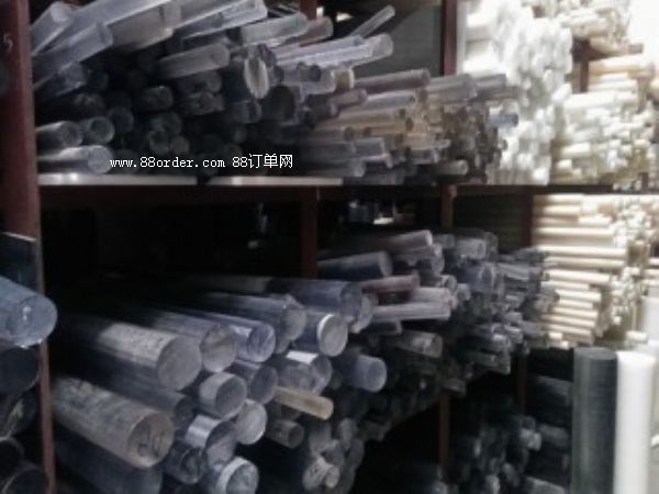 PC�����M��PC������ɫ��̼������