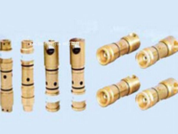 �׳������y